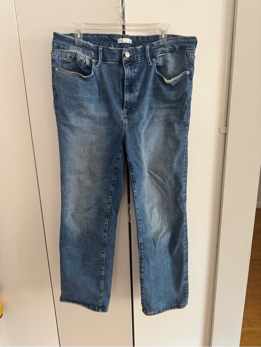 Good American Always Fits Jeans- Casual Straight Fit